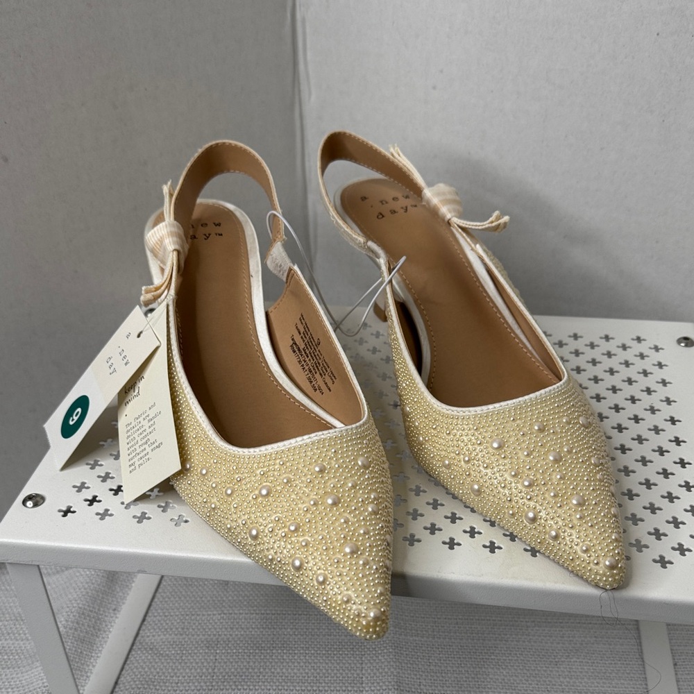 a new day Cream Slingback Women's Shoes Kitty 2 “ Heels Party Wedding Size 9
